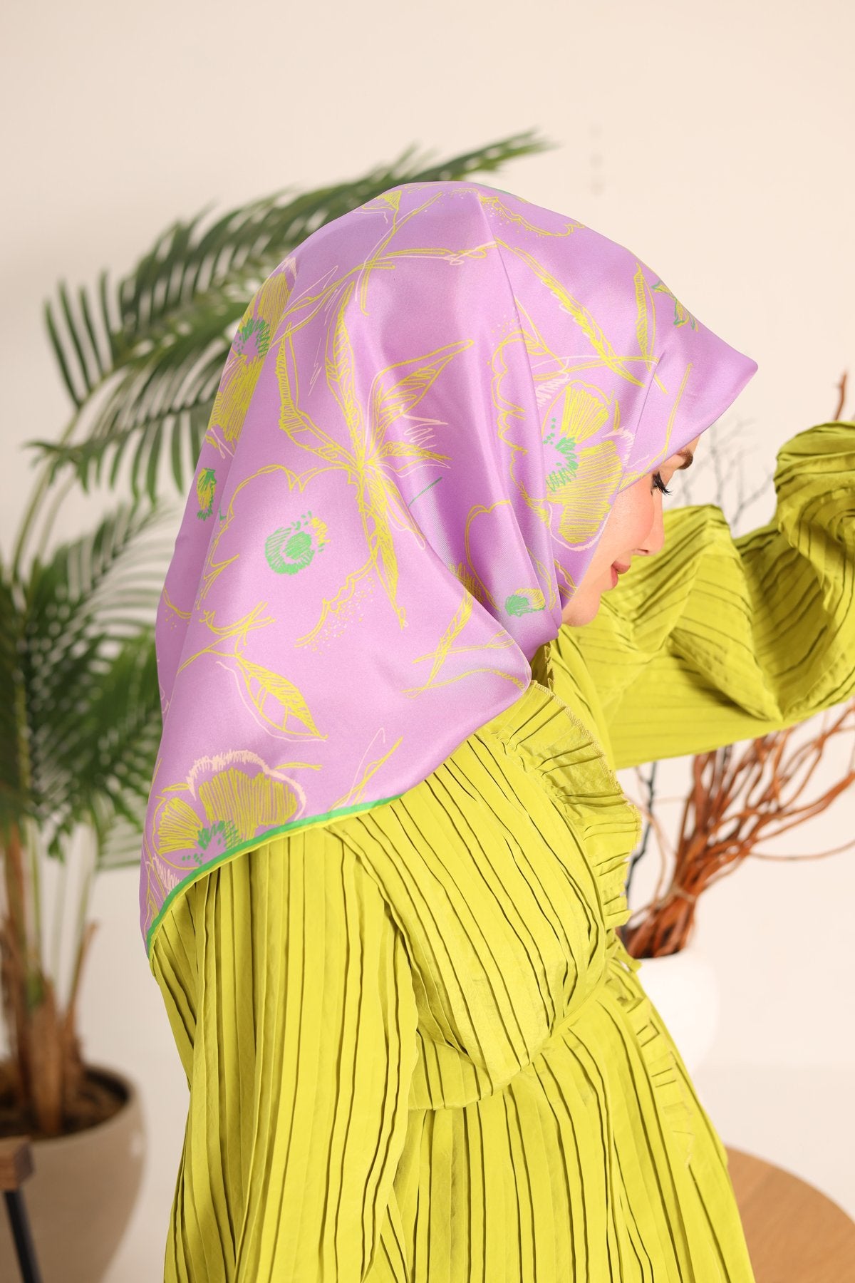Silkhome Twill Silk Scarf 11433-07