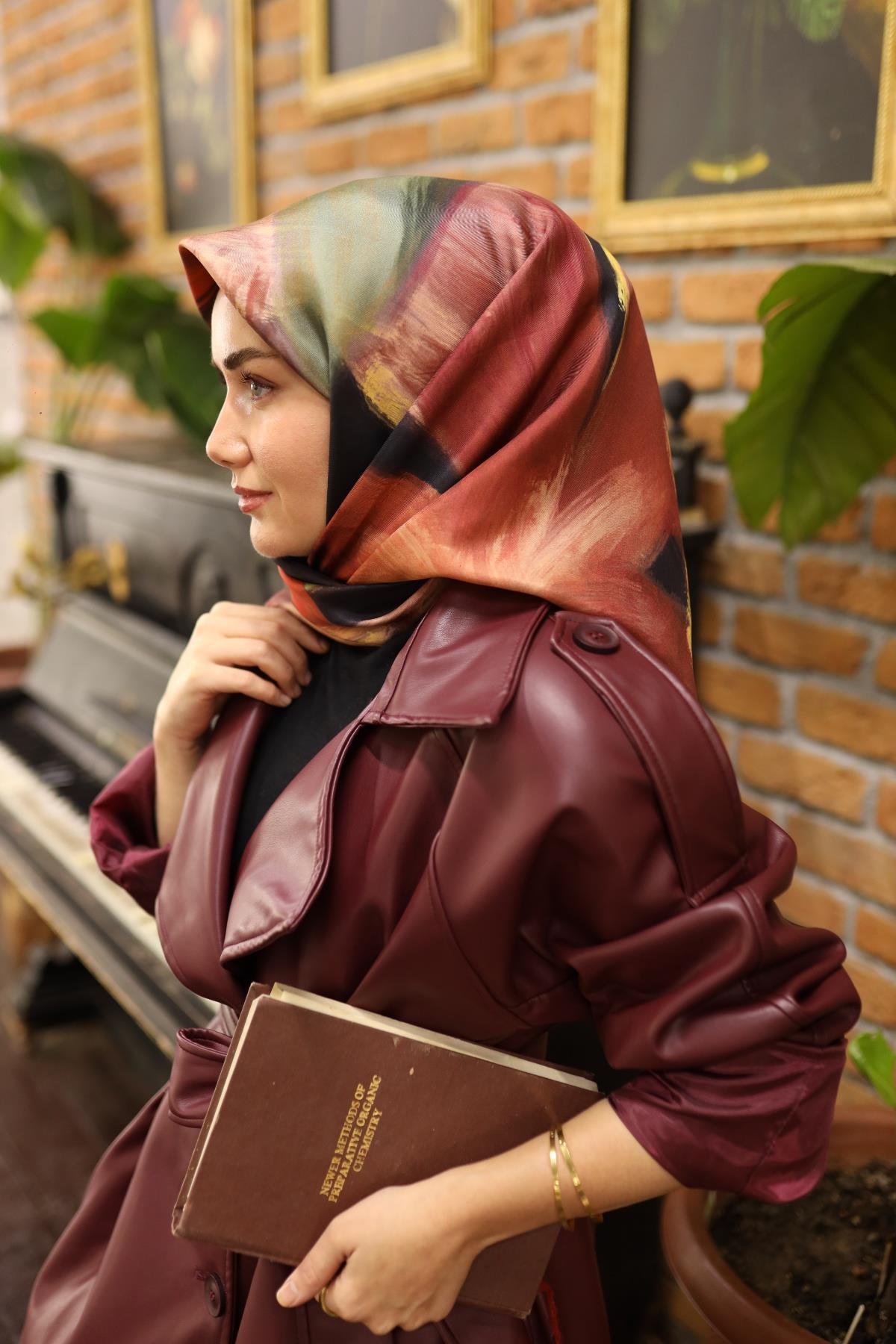 Silkhome Twill Silk Scarf 11448-47